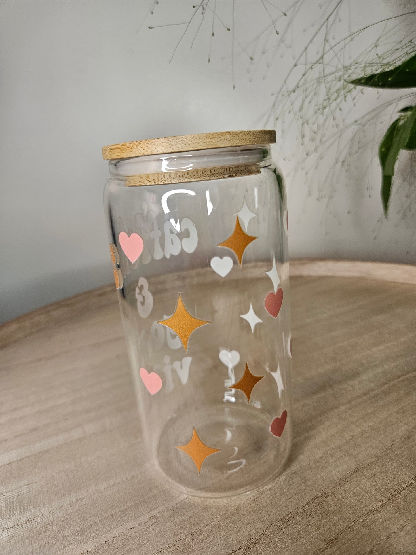 caffeine & good vibes Glas Tumblr mit Bambusdeckel