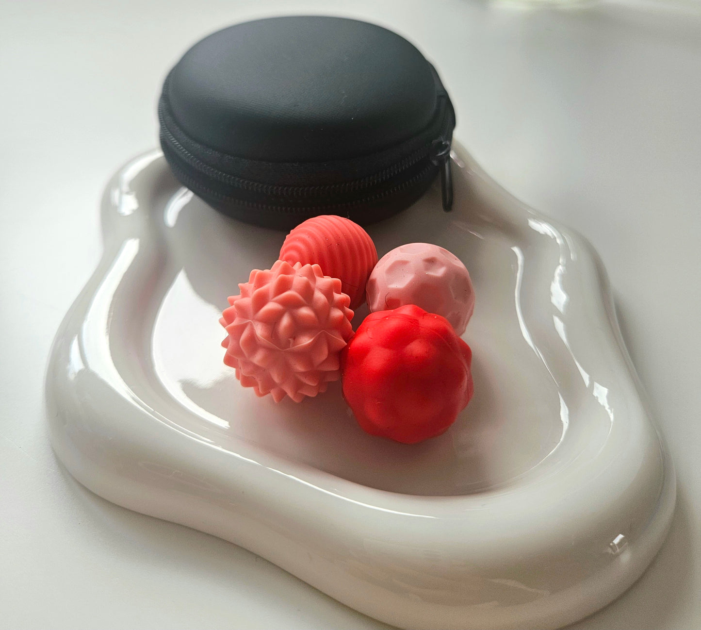 Magnetische Fidget-Bälle 4er Set