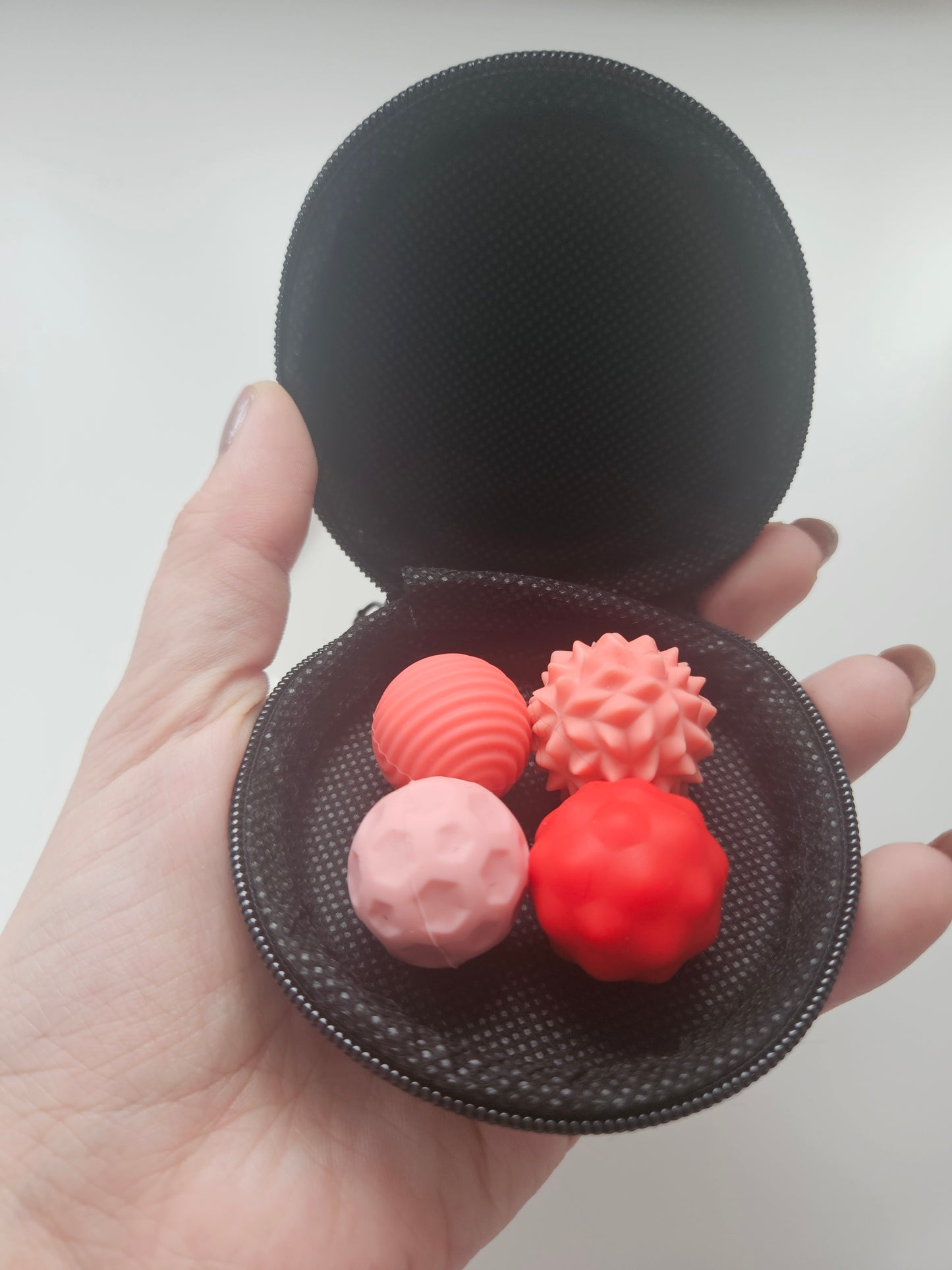 Magnetische Fidget-Bälle 4er Set