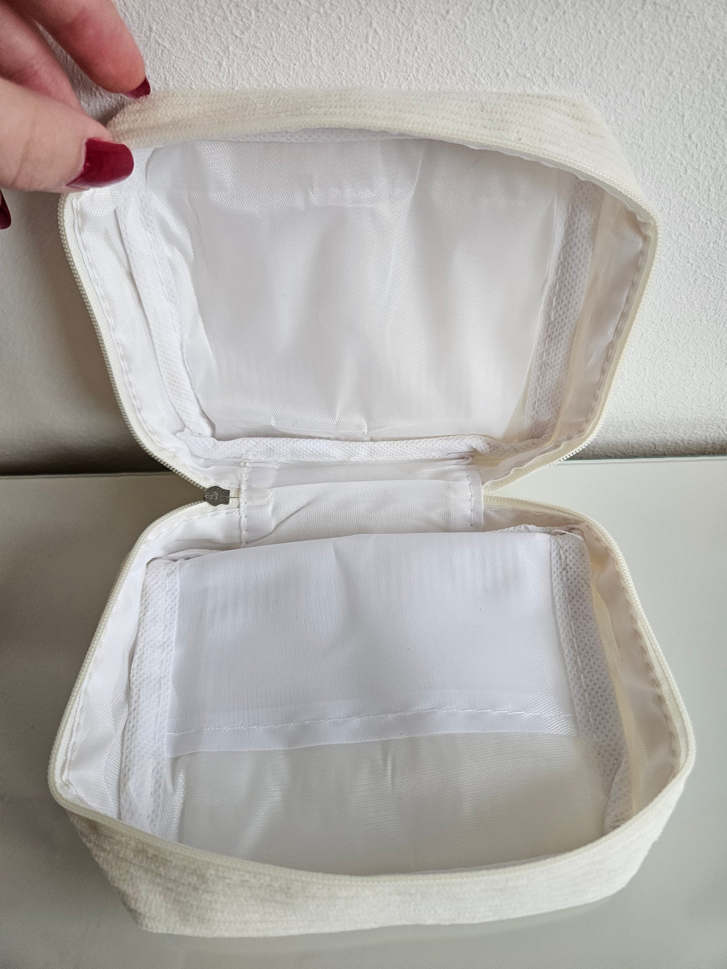 Thoughts are not facts Tasche