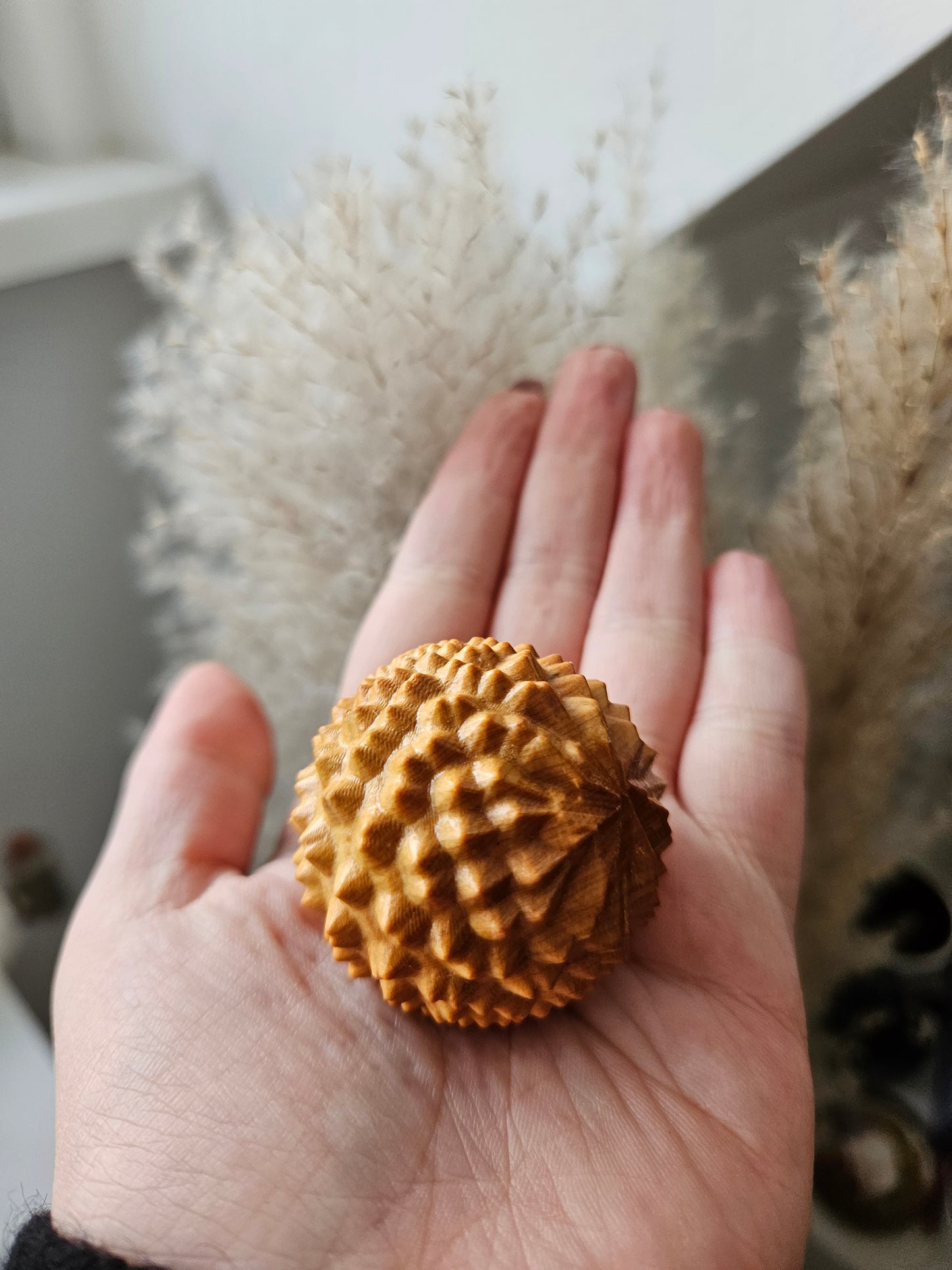 Zedernholz Handmassage Ball